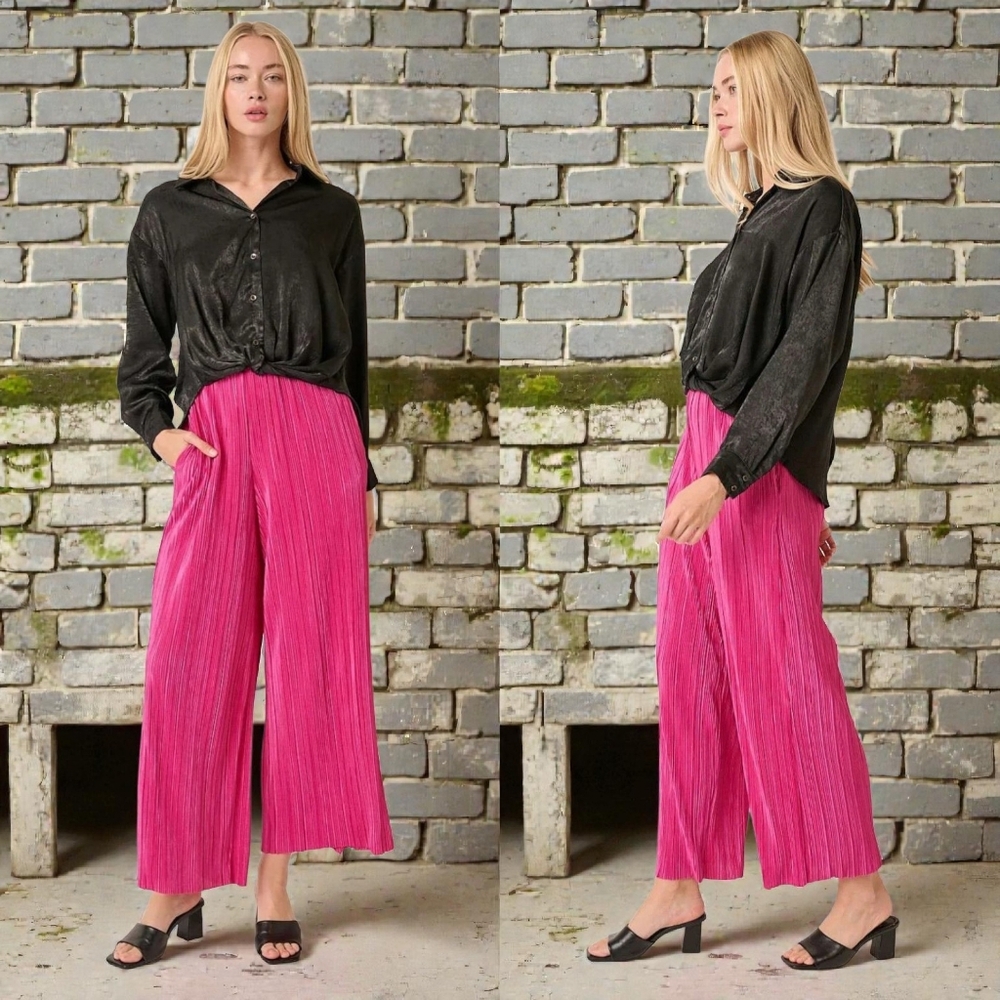 NEW 💓 Love Poem By Block Women's Hot Pink High Waist Plissé Flare Crop Pants